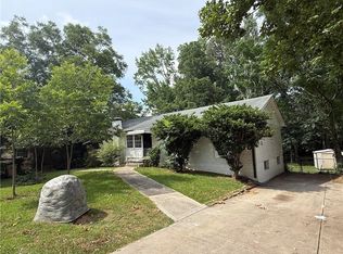 868 King Rd, Jonesboro, GA 30236