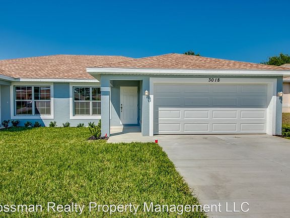 2nd image of 3018/3020 SW 15th Pl