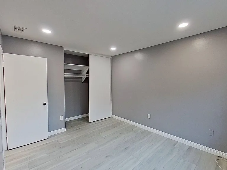 6661 Wrenfield Dr — Photo 24