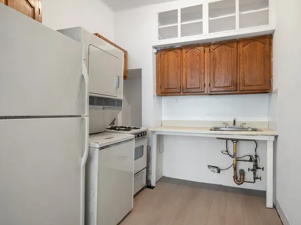 29 Perry Street image 8 of 13