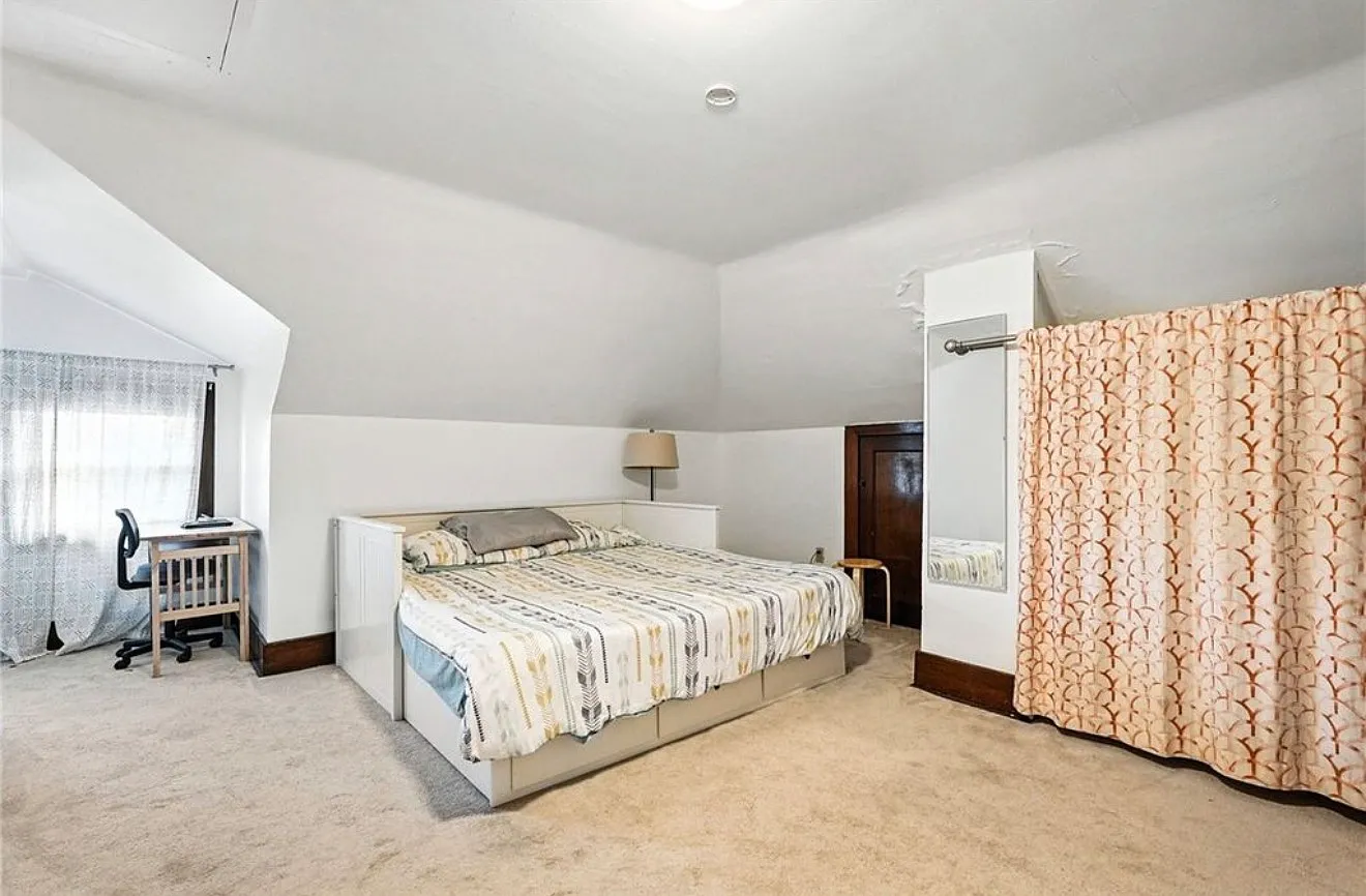 1 bed, 850 sqft, $1,200 — Photo 4