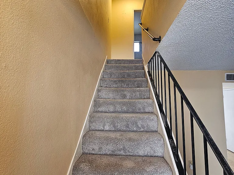 1814 V St #2 — Photo 9