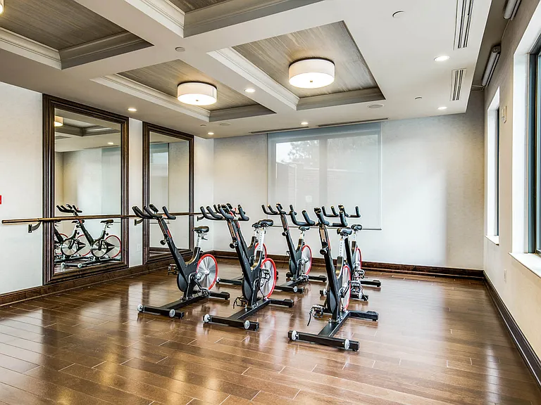 Yoga & Spin Studio