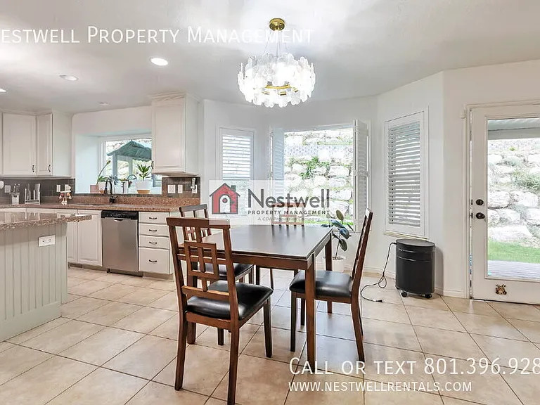 204 N Fairway Dr — Photo 5