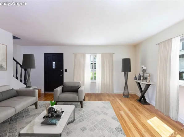 113 Danbury Ln, Costa Mesa, CA 92626