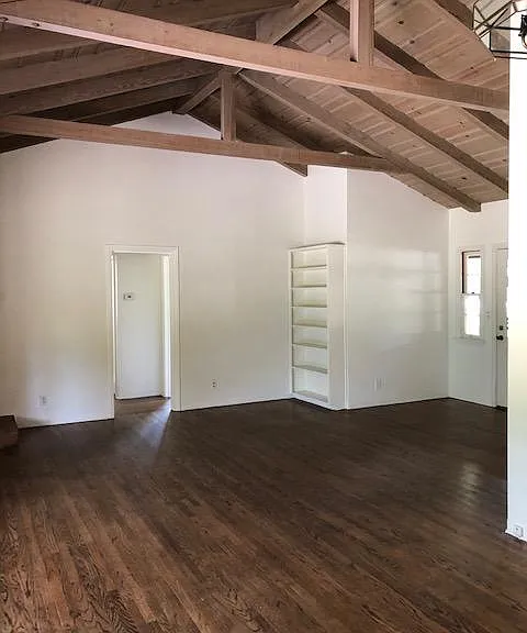 2765 Las Encinas Rd — Photo 1