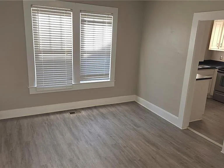 615 Dyer St — Photo 10