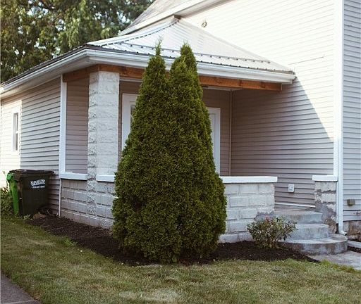 3rd image of 133 1st St W