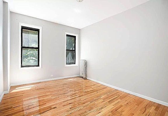 2nd image of 610 W 141st St #D2