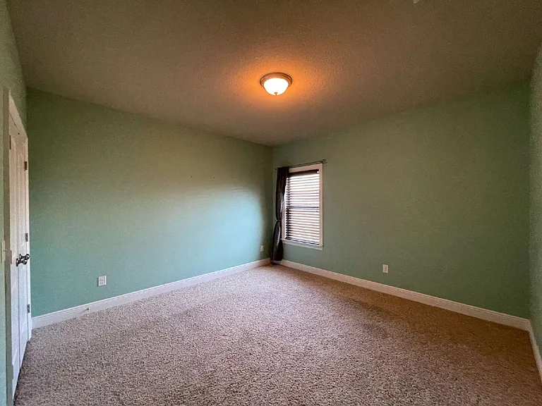 5010 Maggie Ln — Photo 5