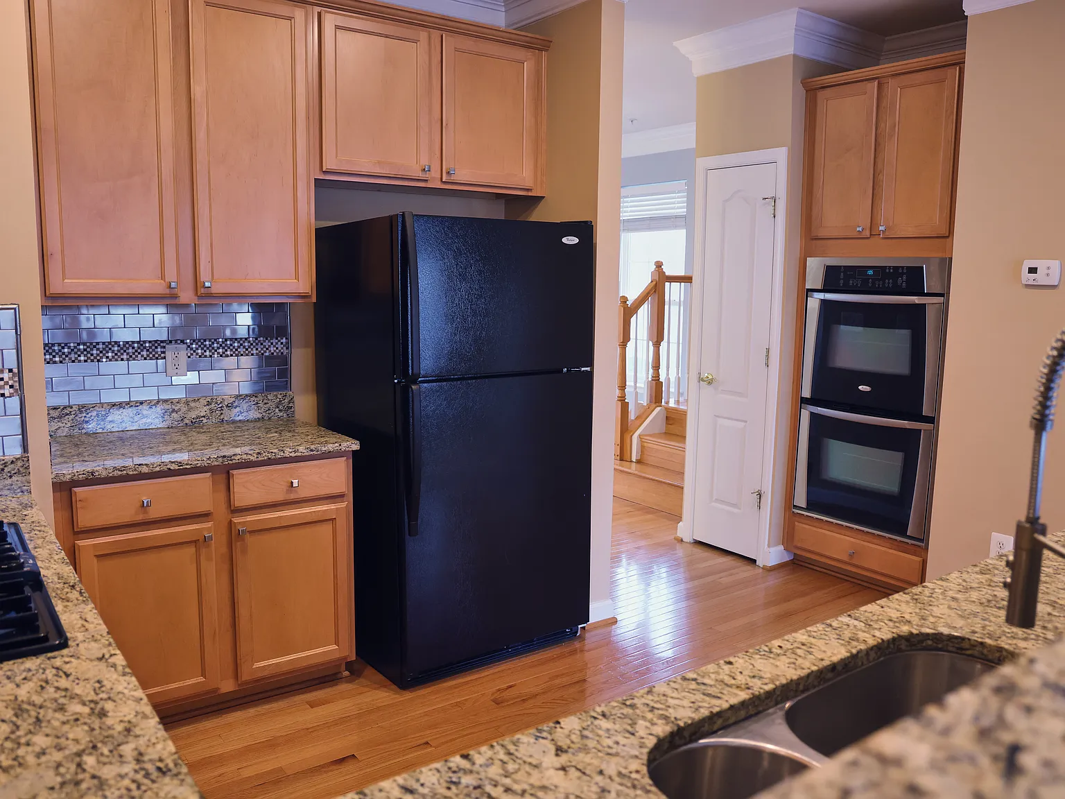 4324 Talmadge Cir — Photo 3