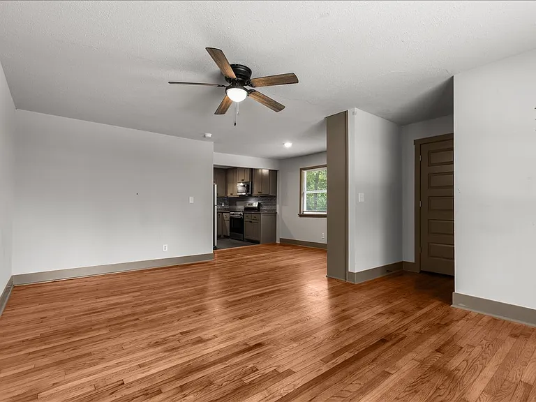 522 S Duncan Ave — Photo 11