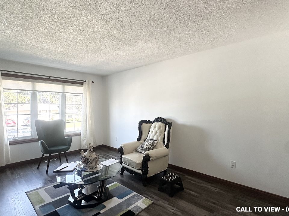 1st image of 306 McKellar St #1