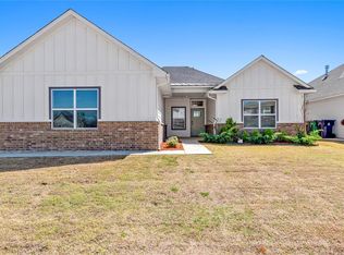 504 NW 182nd St, Edmond, OK 73012