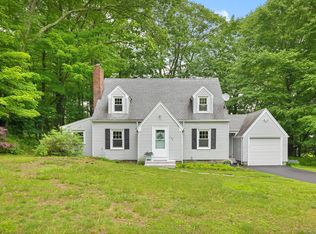 138 Regan Rd, Middlebury, CT 06762