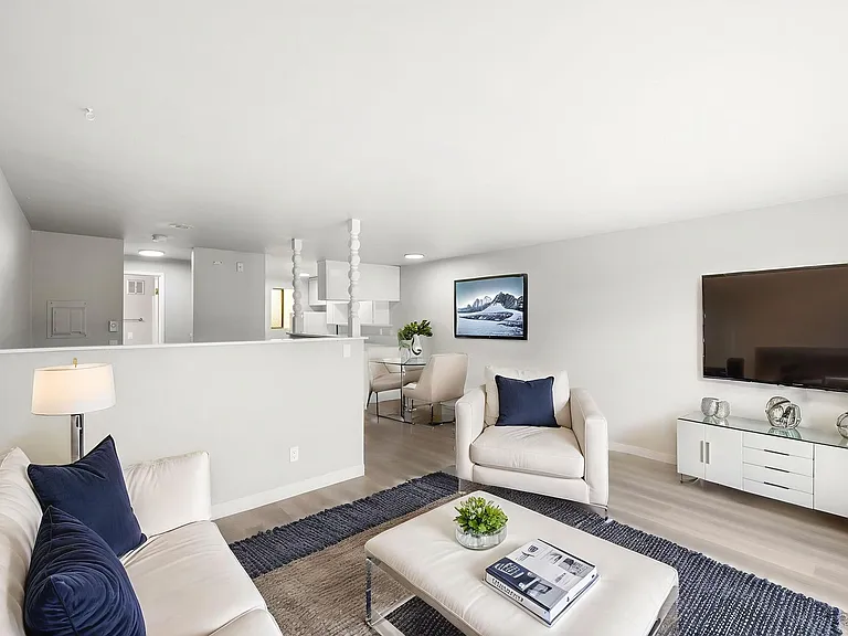 Highline Villas - Renovated 1-Bedroom Apartment | Steps from Downtown Burien — Photo 22