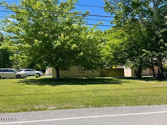 5th image of 18 Mulberry Cir
