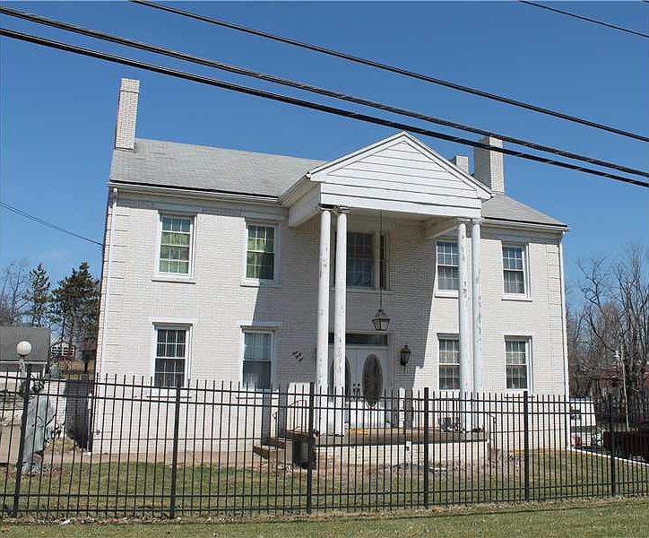 2nd image of 141 S Johnson Rd