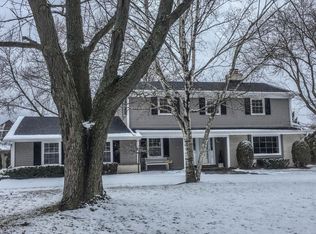 1375 Hamilton Dr, Brookfield, WI 53045