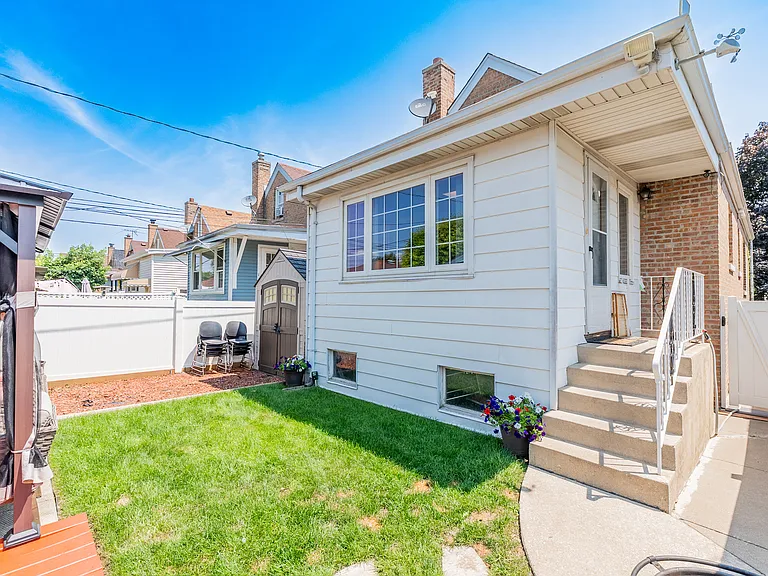 3536 S 61st Ct — Photo 38