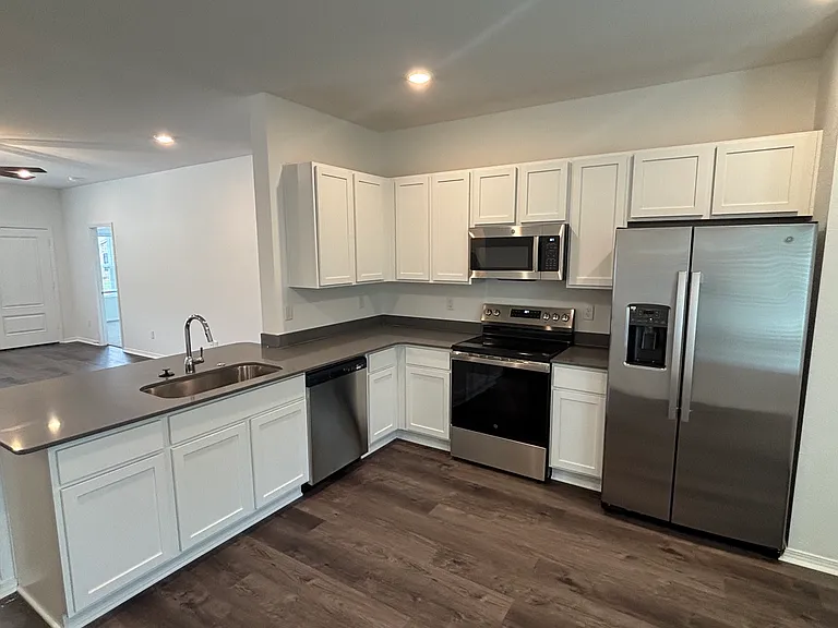 2397 Sam Tillery Dr — Photo 3