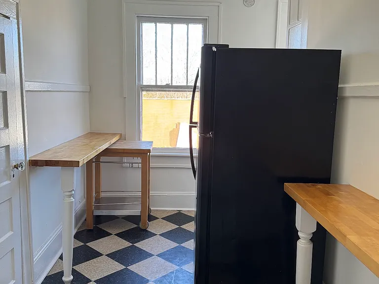 50 Annandale Ave #3 — Photo 5