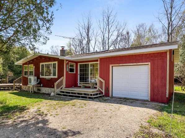 775 N Forest Dr, Forestville, WI 54213