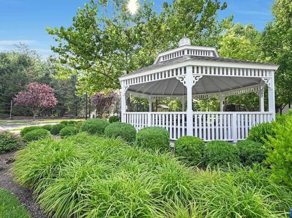 1104 The Plz #1104, Tenafly, NJ 07670