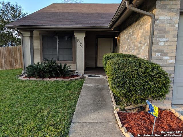 1st image of 9375 Brushy Point St
