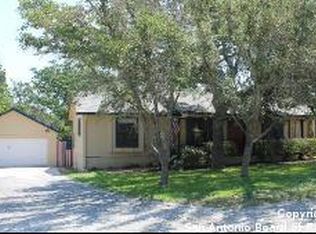 120 View Point Dr E, Boerne, TX 78006