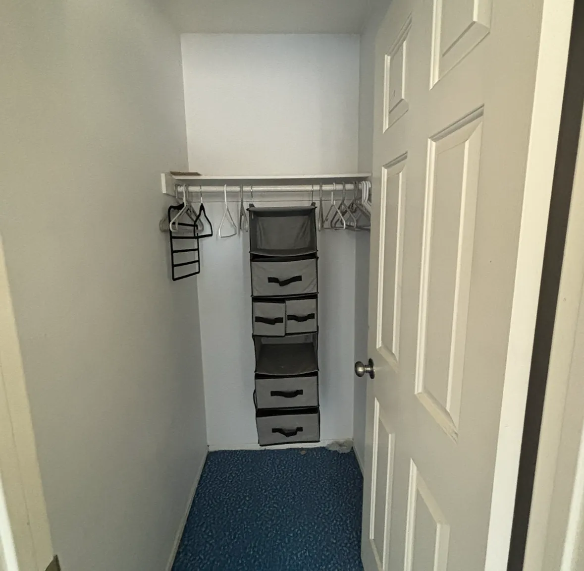 4 bed, 1842 sqft, $700 — Photo 3