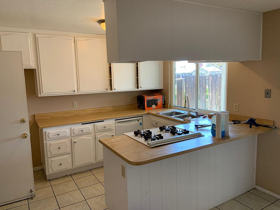 1st image of 24641 Jenkins Dr