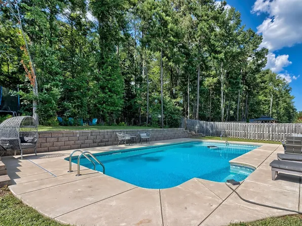 329 Dolly Horn Ln, Chapin, SC 29036