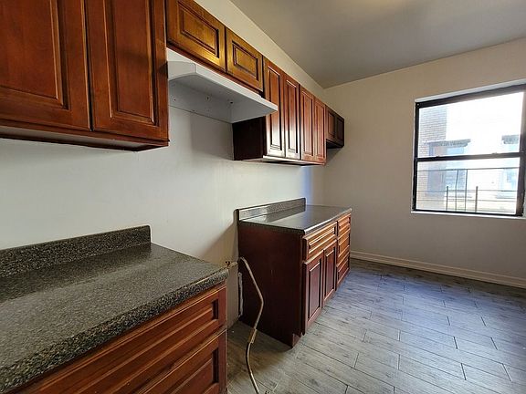 5th image of 42-25 Layton St #5F