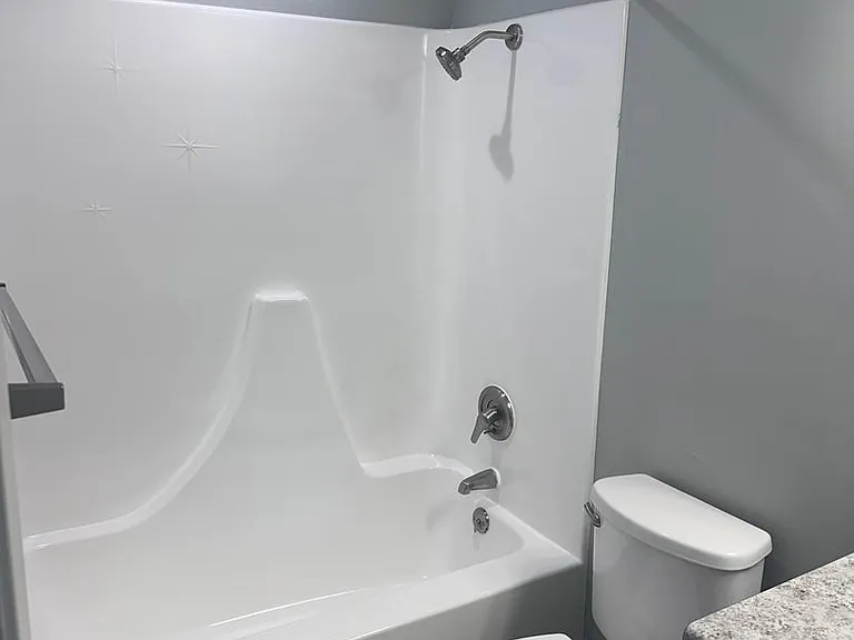 Superior Place Apartments — Photo 28