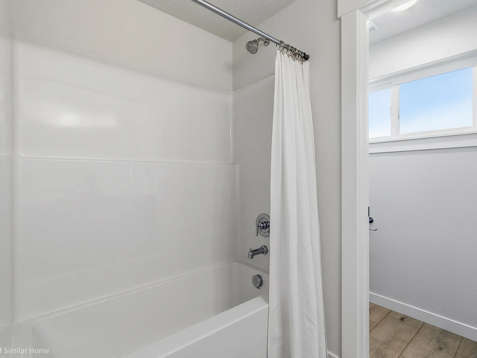 5 bed, 2211 sqft, $875 — Photo 4