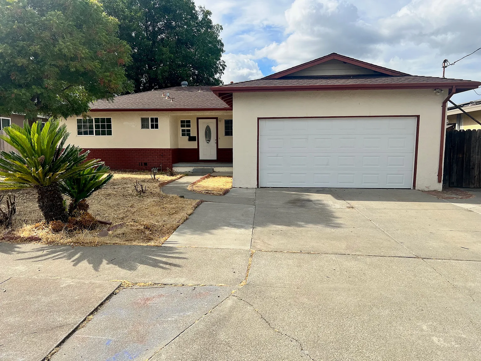 2224 Arata Way photo 1