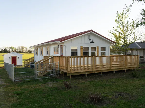 25432 Apple Lane, Pittsburg, MO 65724