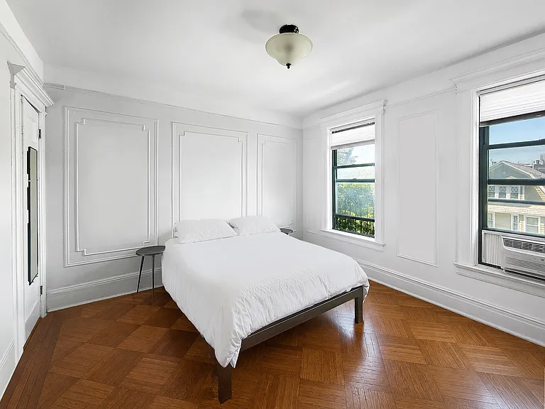 146 Fenimore St #C1 — Photo 6