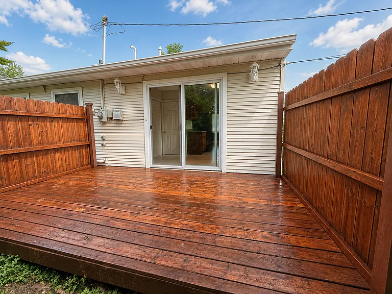 113 Craig Ave #113 — Photo 3