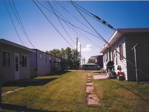 111 2nd St, Bovey, MN 55709