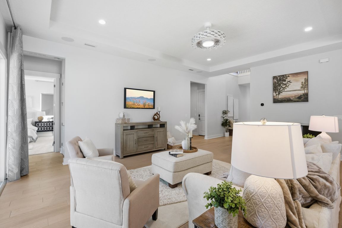 next background image