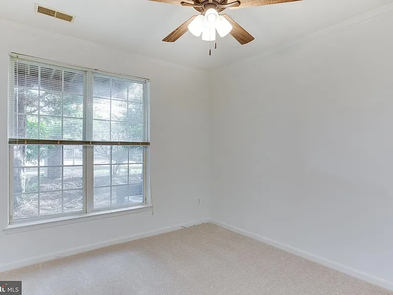 39 Harbour Heights Dr — Photo 15