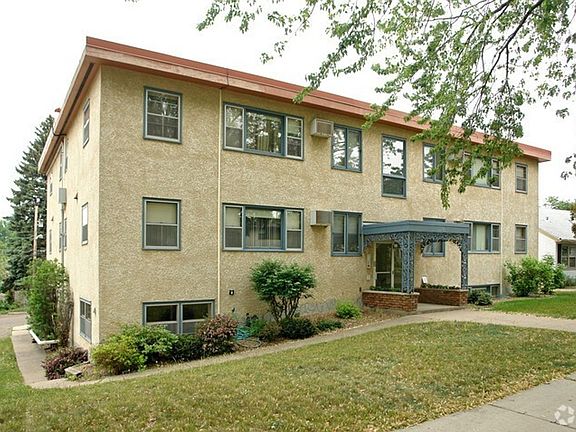 2nd image of 996 Van Buren Ave #2