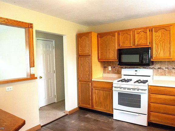 3rd image of 1488 Bexley Dr