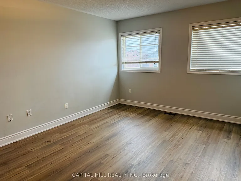 5959 Stonebriar Cres — Photo 13