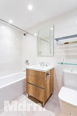 Rented by Mdrn Residential | media 116