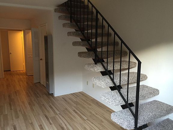 4th image of 666 17th Ave APT C