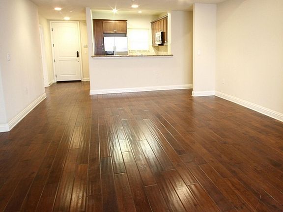 5th image of 11163 Aqua Vista St APT 105