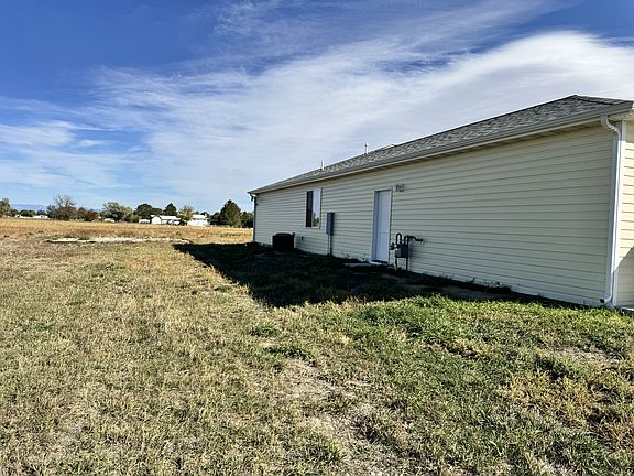 3rd image of 1173 Bannock Rd